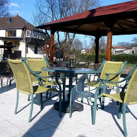 Wiesenhof 3* Templin